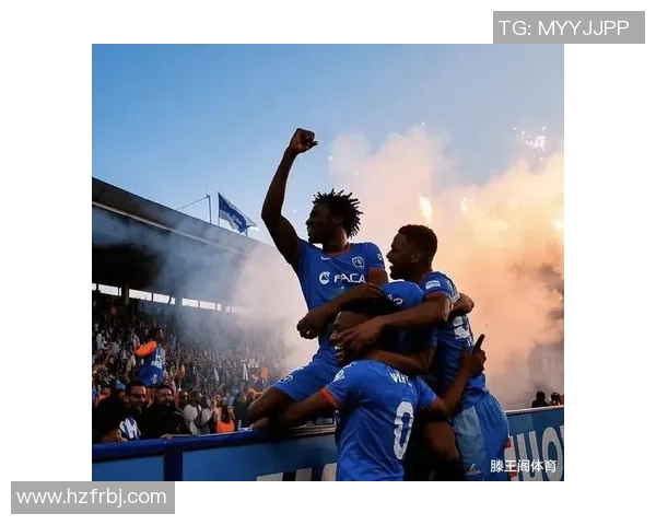 英超激战：AC米兰与波尔图握手言和红牌事件引发全场热议