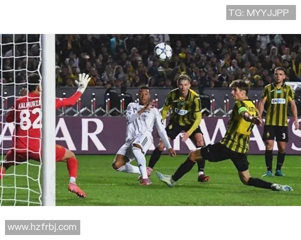 欧冠激战：里昂逆转马竞乌龙球引发争议全场沸腾